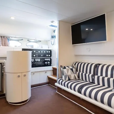 Úszó hotel Nautica Nk5 Rovinj