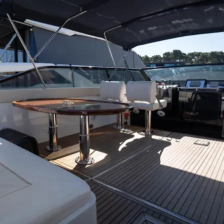 Botel Nautica Nk5